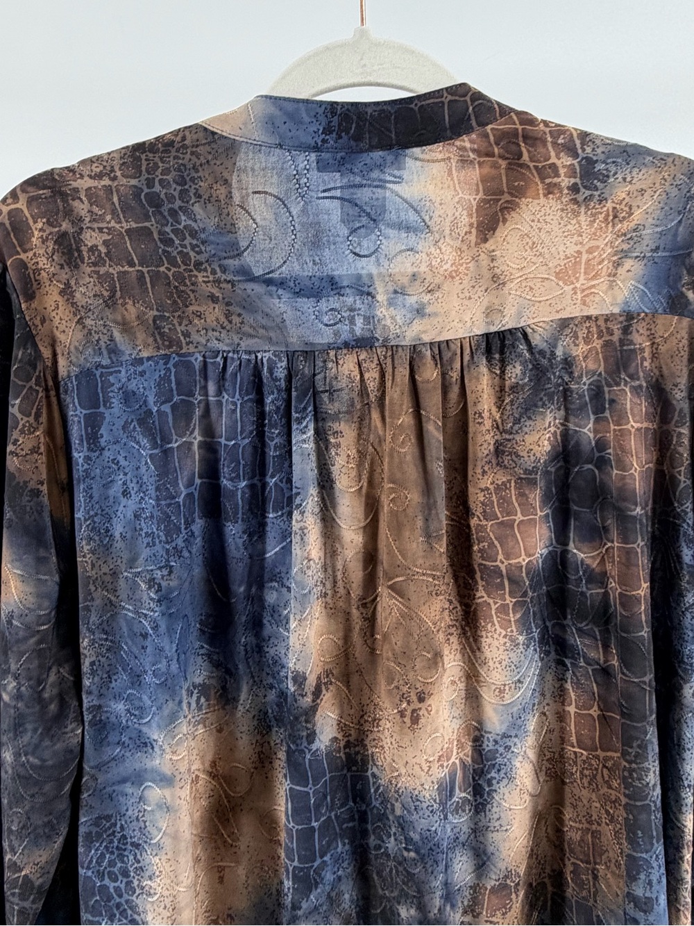NWT Cocomo Blue Brown Textured Cuffed Tab Sleeve Blouse Top, Women's 2X - Picture 4 of 8